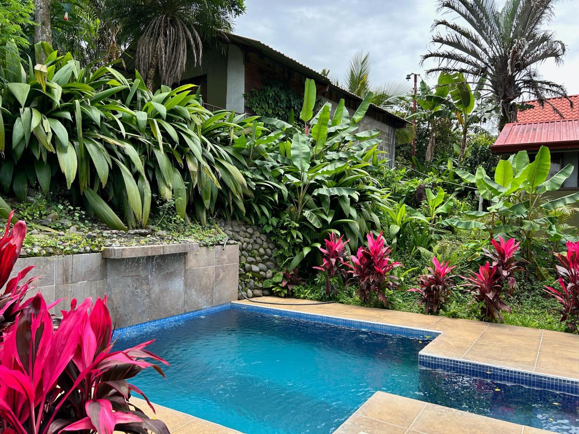 B&B Garden Grecia Bagian luar foto
