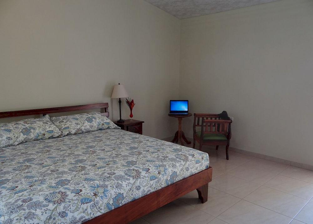 B&B Garden Grecia Bagian luar foto